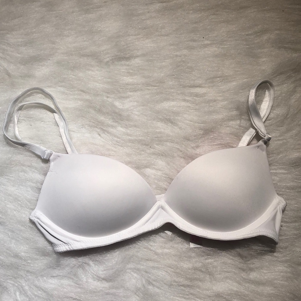 Victoria’s Secret PINK Wireless Push-Up Bra